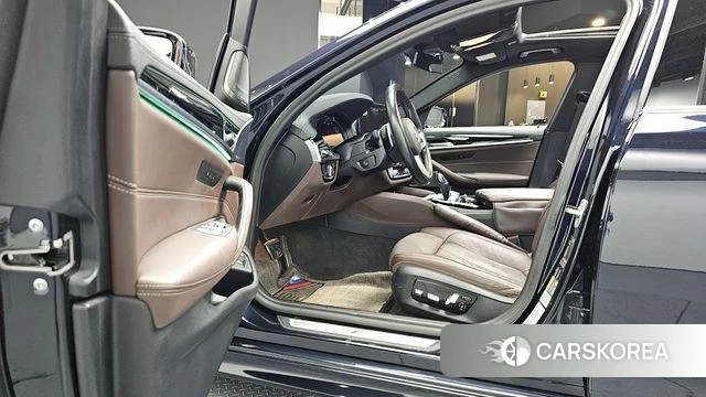 BMW 5 Series (G30) id 3800173 из Кореи 20