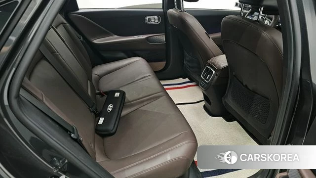 Hyundai Ionic 6 id 4494669 из Кореи 32