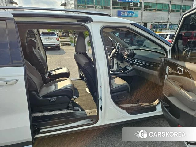 Kia The New Carnival 4th Generation id 4442229 из Кореи 20