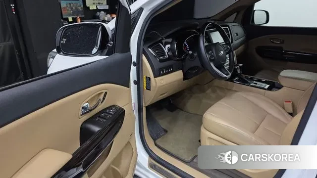 Kia The New Carnival id 3789804 из Кореи 20