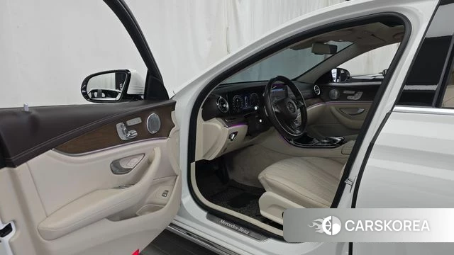 Mercedes-Benz E-Class W213 id 4491211 из Кореи 20
