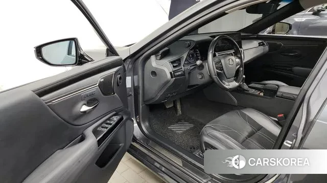 Lexus ES300h 7th generation id 3556111 из Кореи 20