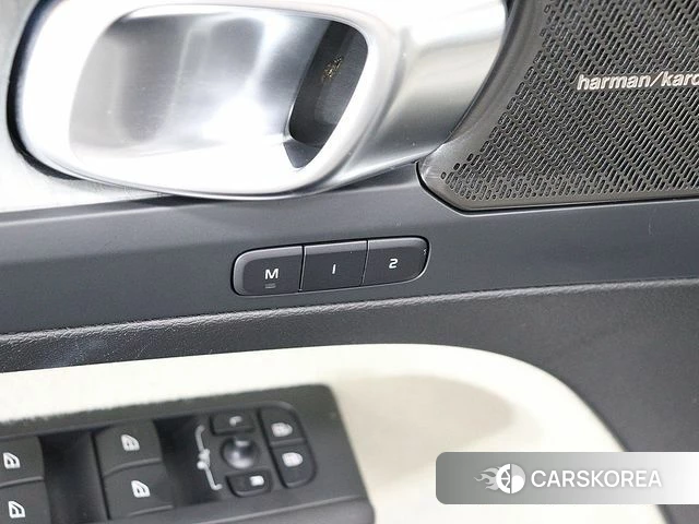 Volvo XC40 id 4853938 из Кореи 10