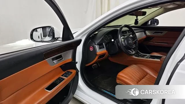 Jaguar XF (X260) id 3626919 из Кореи 20