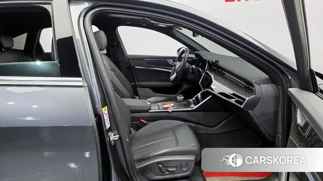 Audi A6 (C8) id 3562387 из Кореи 20