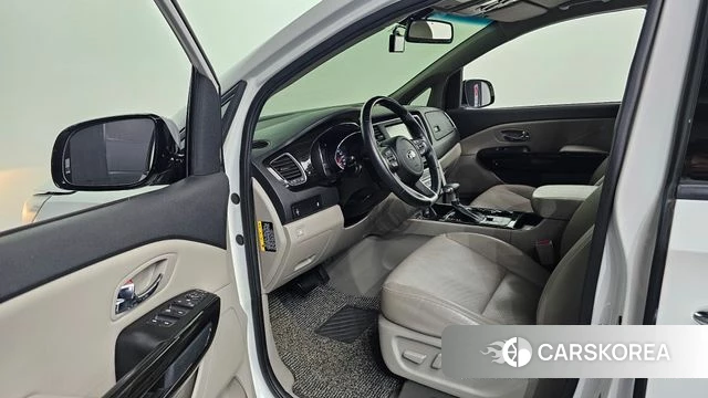 Kia The New Carnival id 3885563 из Кореи 20