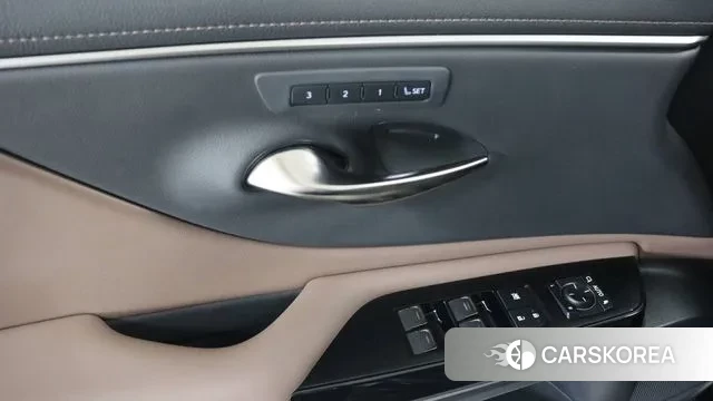 Lexus ES300h 7th generation id 3081616 из Кореи 15