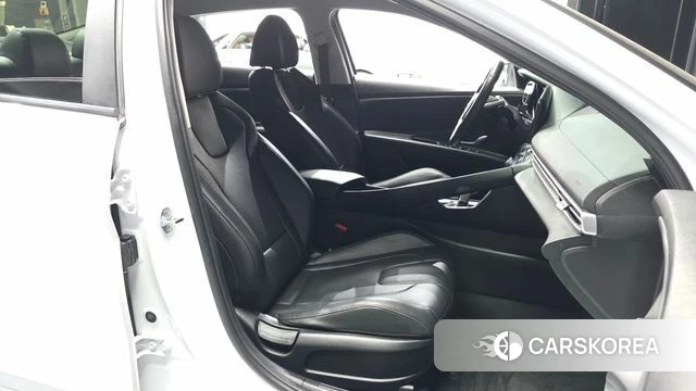 Hyundai Avante Hybrid (CN7) id 3842650 из Кореи 20