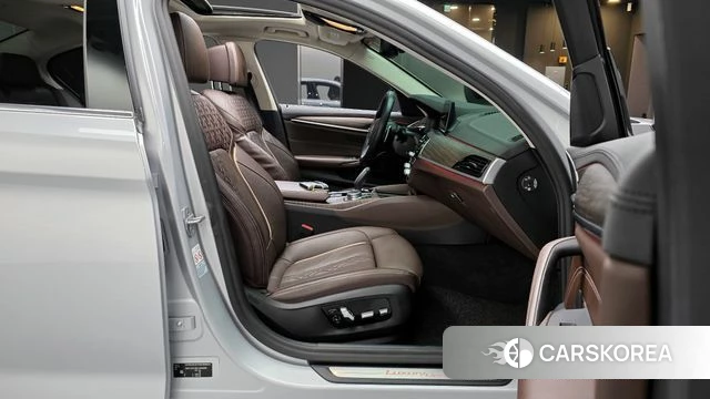 BMW 5 Series (G30) id 3860964 из Кореи 20