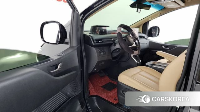 Hyundai Staria id 3941131 из Кореи 20