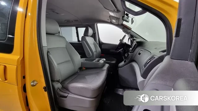 Hyundai The New Grand Starex id 2376329 из Кореи 20