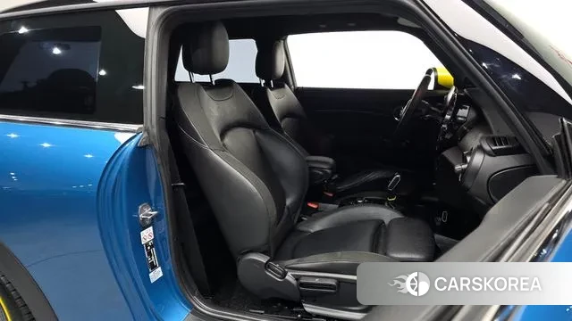 Mini Cooper Electric id 3634298 из Кореи 20