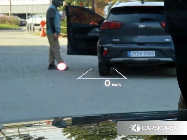 Hyundai Grandeur (GN7) id 3940744 из Кореи 20