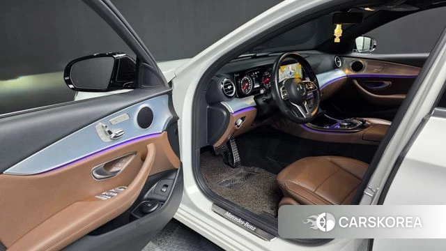 Mercedes-Benz E-Class W213 id 4594674 из Кореи 34
