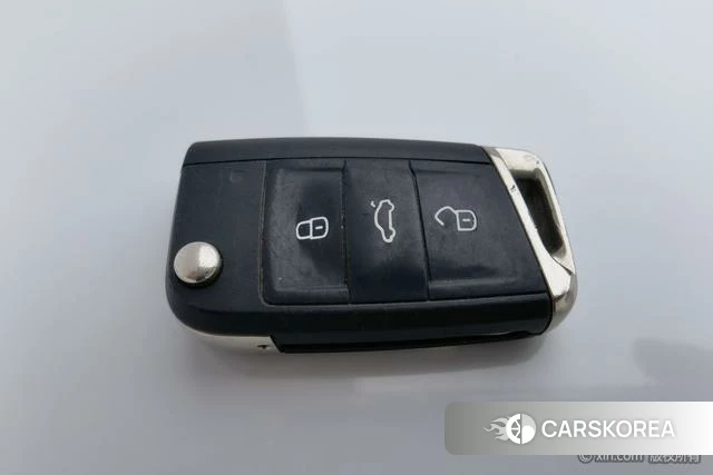 Volkswagen Bora id 4258506 из Китая 24