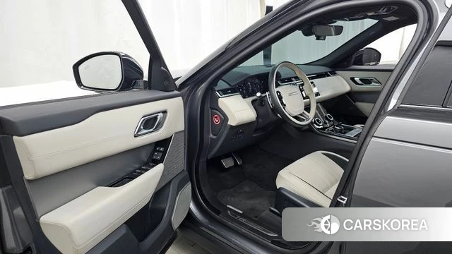 Land Rover Range Rover Velar id 4521010 из Кореи 33