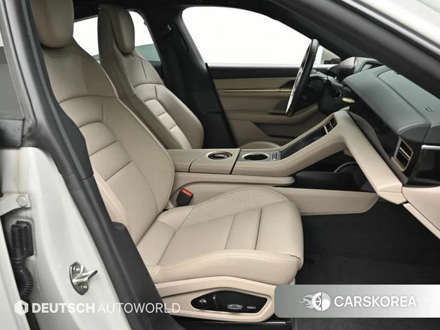 Porsche Taycan id 4342897 из Кореи 20