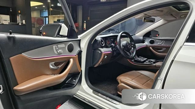 Mercedes-Benz E-Class W213 id 4304721 из Кореи 33
