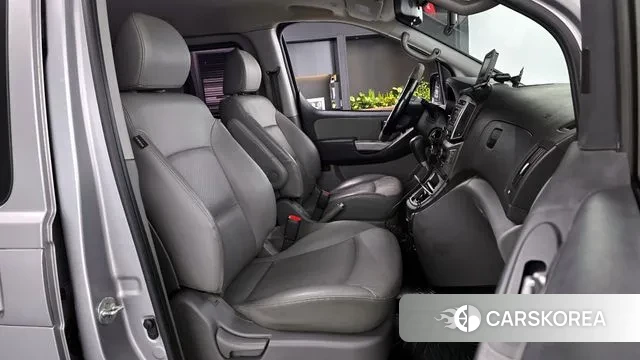 Hyundai The New Grand Starex id 3449792 из Кореи 20