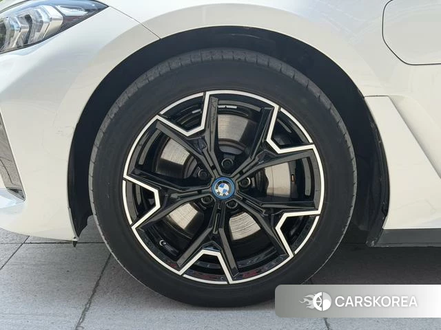 BMW i3 id 4260457 из Китая 15