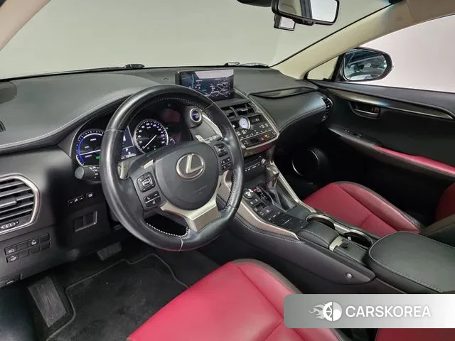 Lexus NX300h id 3677498 из Кореи 20