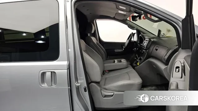 Hyundai The New Grand Starex id 3598334 из Кореи 20