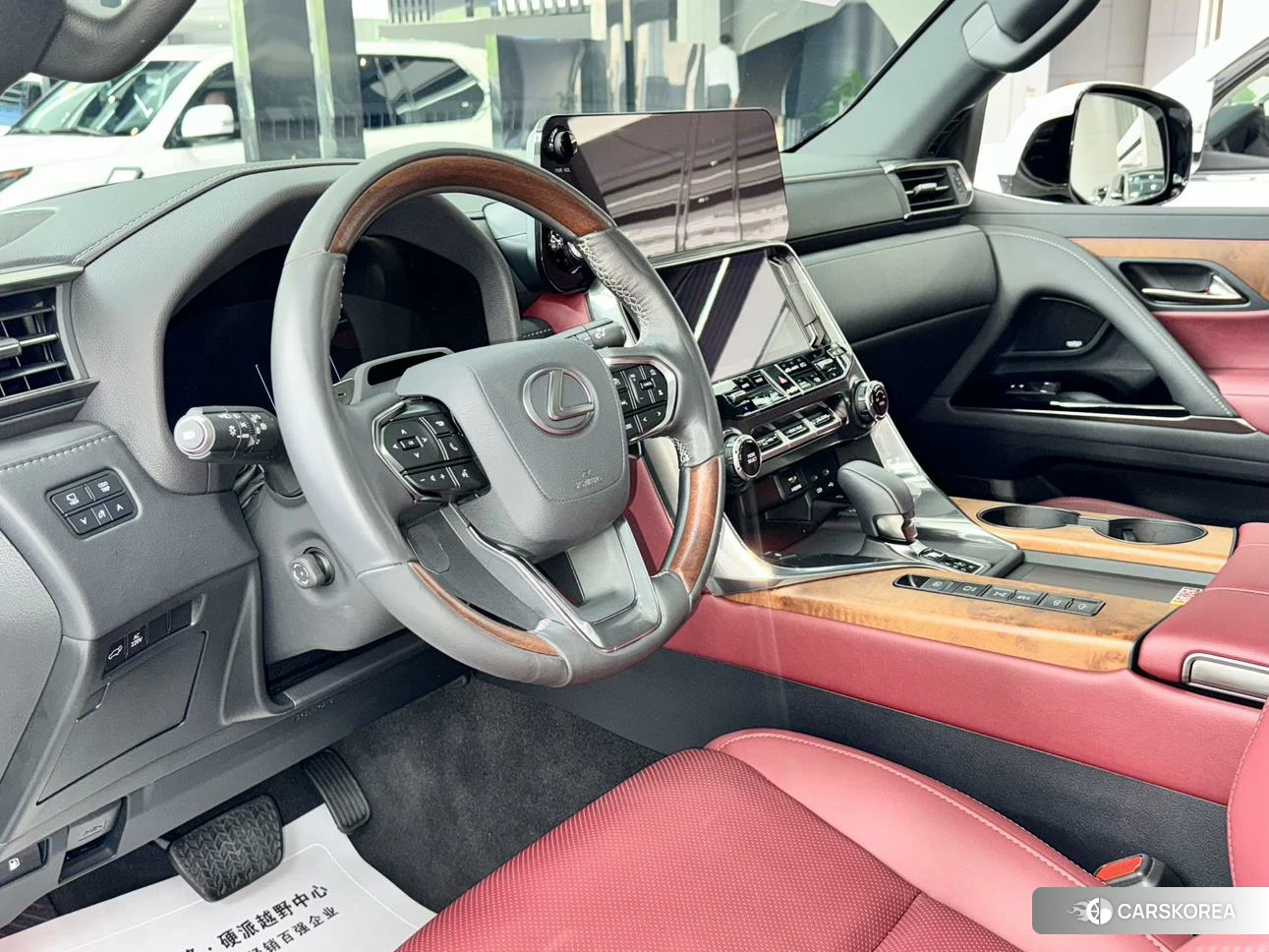 Lexus LX id 4452432 из Китая 15