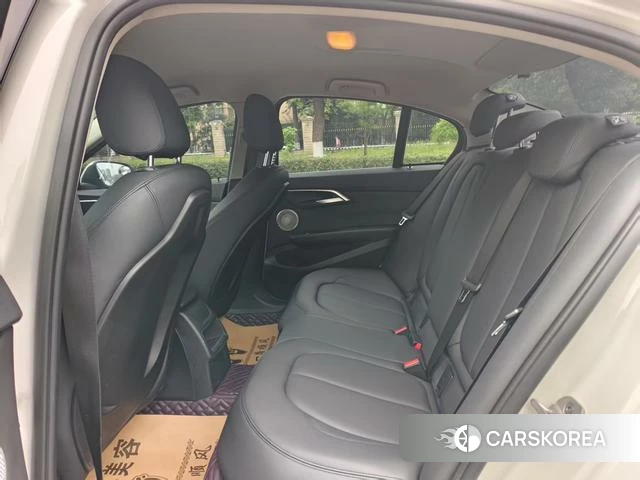BMW 1 series id 4272316 из Китая 16