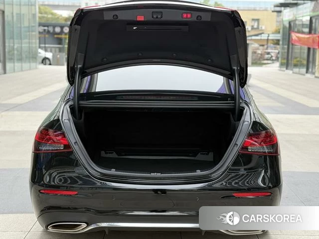 Mercedes-Benz E-class id 4260829 из Китая 50
