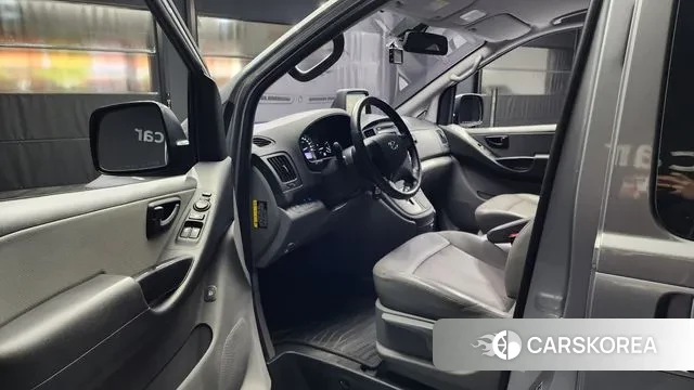 Hyundai The New Grand Starex id 2854799 из Кореи 20