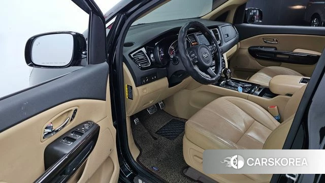 Kia All New Carnival id 3905954 из Кореи 20