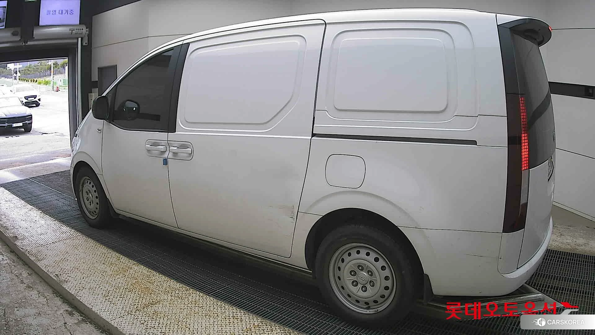 Hyundai Staria id 4347270 из Кореи 37