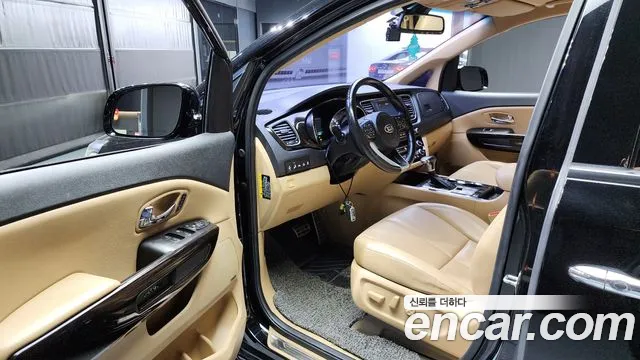 Kia The New Carnival id 2705532 из Кореи 20