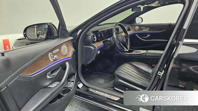 Mercedes-Benz E-Class W213 id 4608957 из Кореи 32