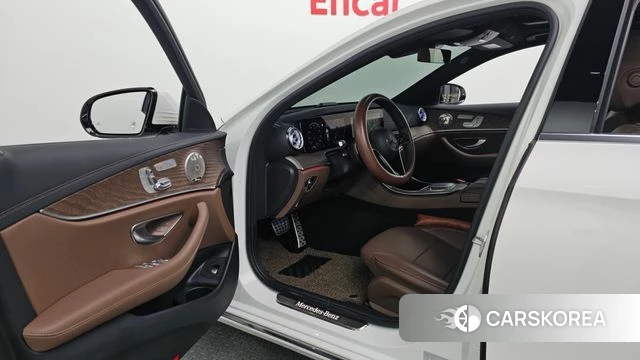 Mercedes-Benz E-Class W213 id 4735264 из Кореи 35