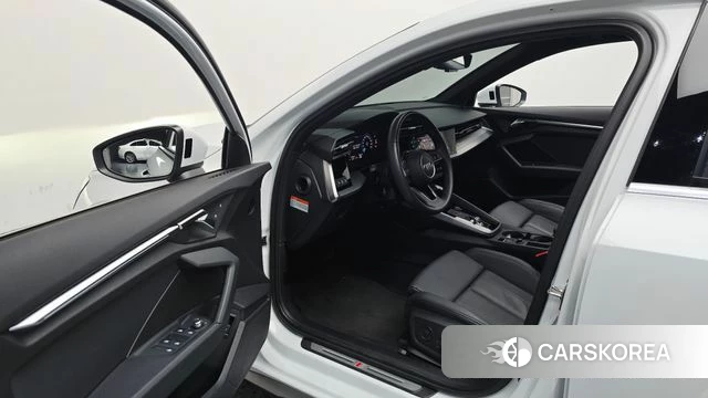 Audi A3 (8Y) id 4549418 из Кореи 32
