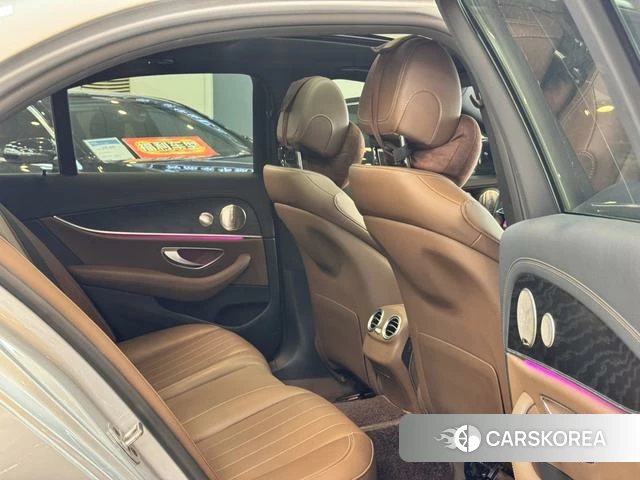 Mercedes-Benz E-class (imported) id 4278752 из Китая 24