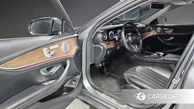 Mercedes-Benz E-Class W213 id 3672494 из Кореи 20