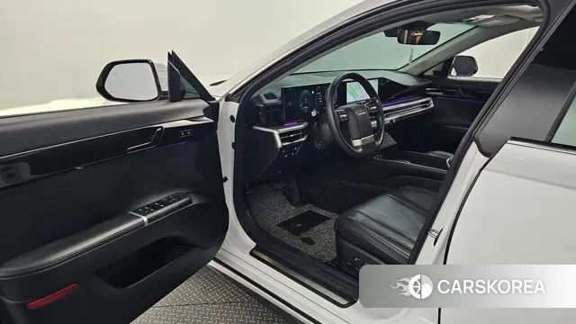 Hyundai Grandeur (GN7) id 3036681 из Кореи 20