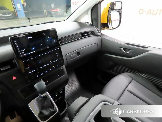 Hyundai Staria id 4280001 из Кореи 20