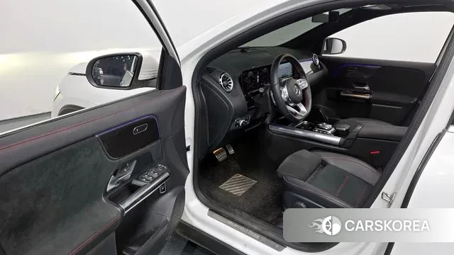 Mercedes-Benz GLA - Class H247 id 3360387 из Кореи 20