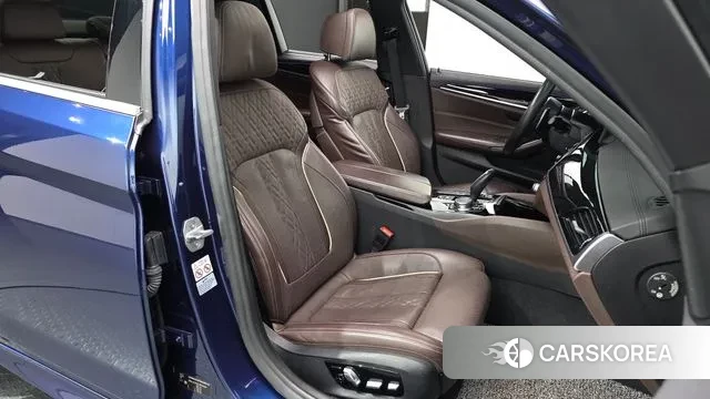 BMW 5 Series (G30) id 3474751 из Кореи 20