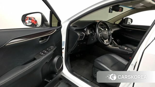 Lexus NX300h id 3900041 из Кореи 20