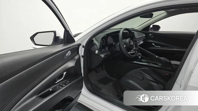 Hyundai The New Avante (CN7) id 4602788 из Кореи 31