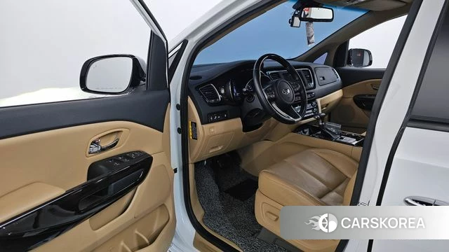 Kia The New Carnival id 3844183 из Кореи 20