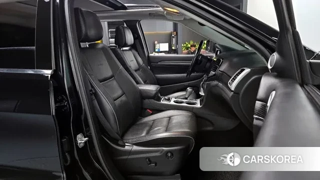 Jeep Grand Cherokee id 3226286 из Кореи 20