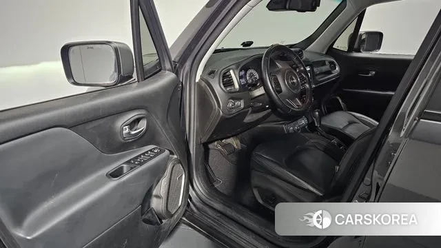 Jeep Renegade id 3281483 из Кореи 20