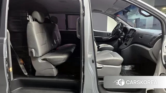 Hyundai The New Grand Starex id 3324819 из Кореи 20