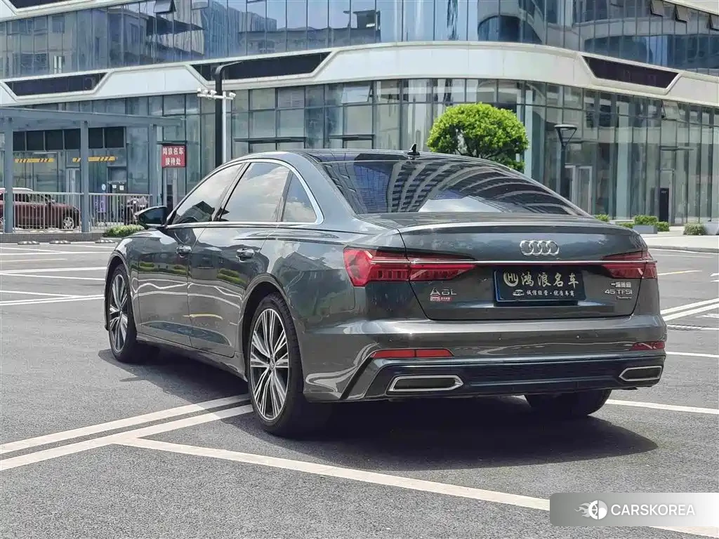Audi A6L id 4576620 из Китая 23