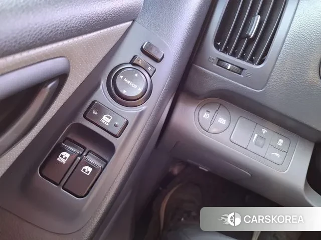 Hyundai The New Grand Starex id 3236316 из Кореи 17